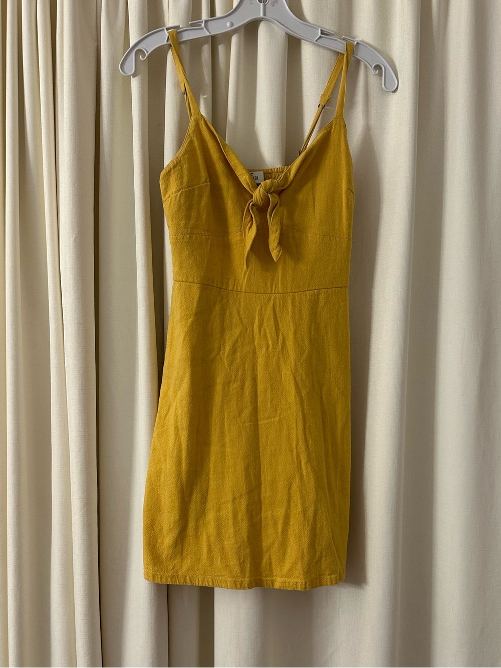Hollister dress
